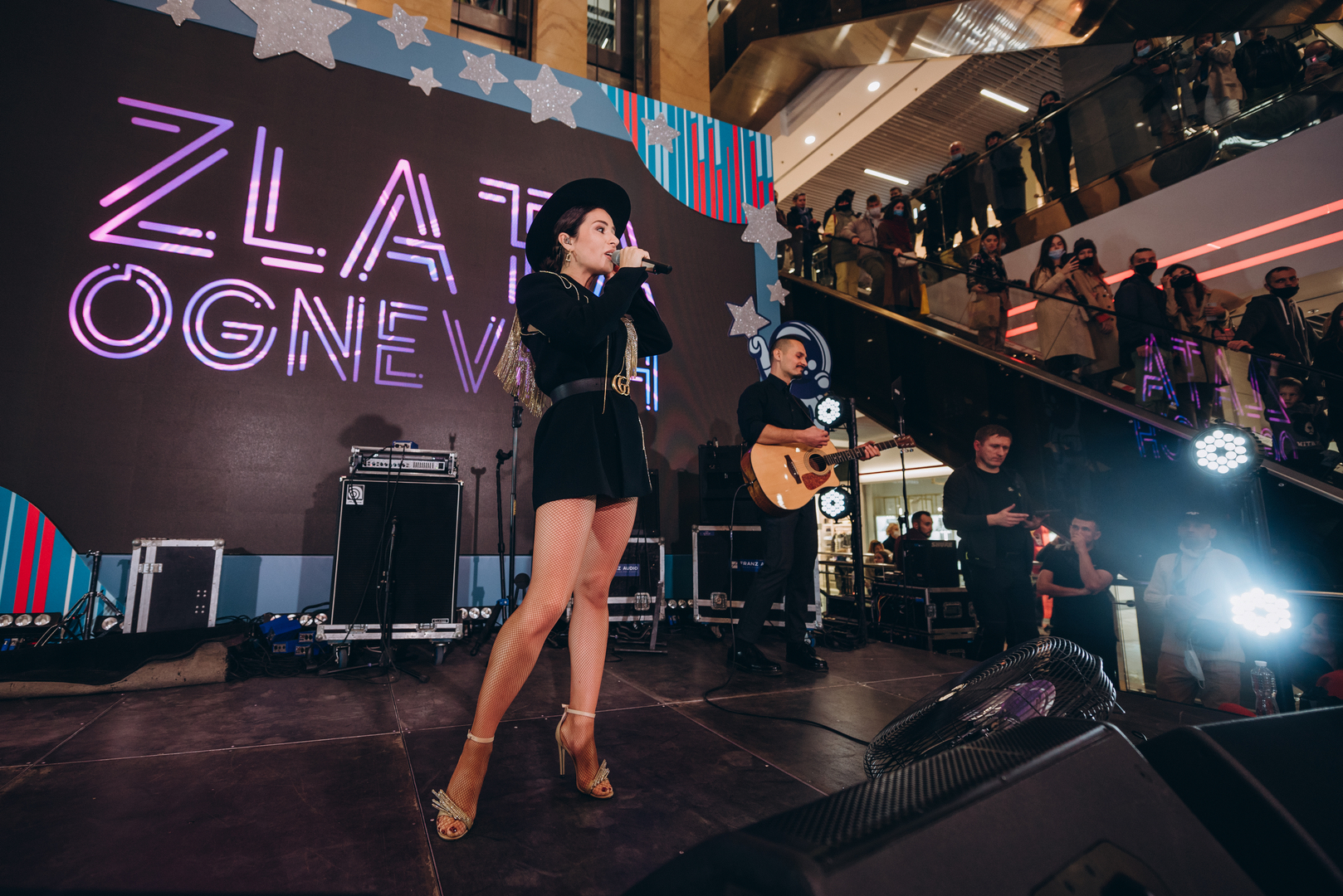 Gulliver&#039;s 8th Birthday is Just Space! image-93