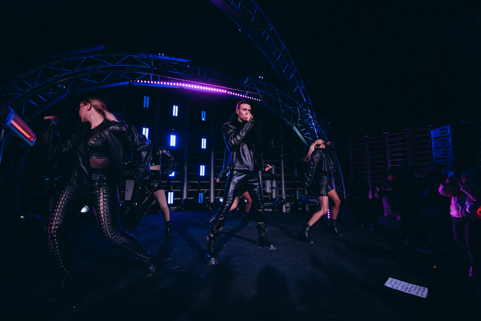 Gulliver&#039;s 8th Birthday is Just Space! image-136