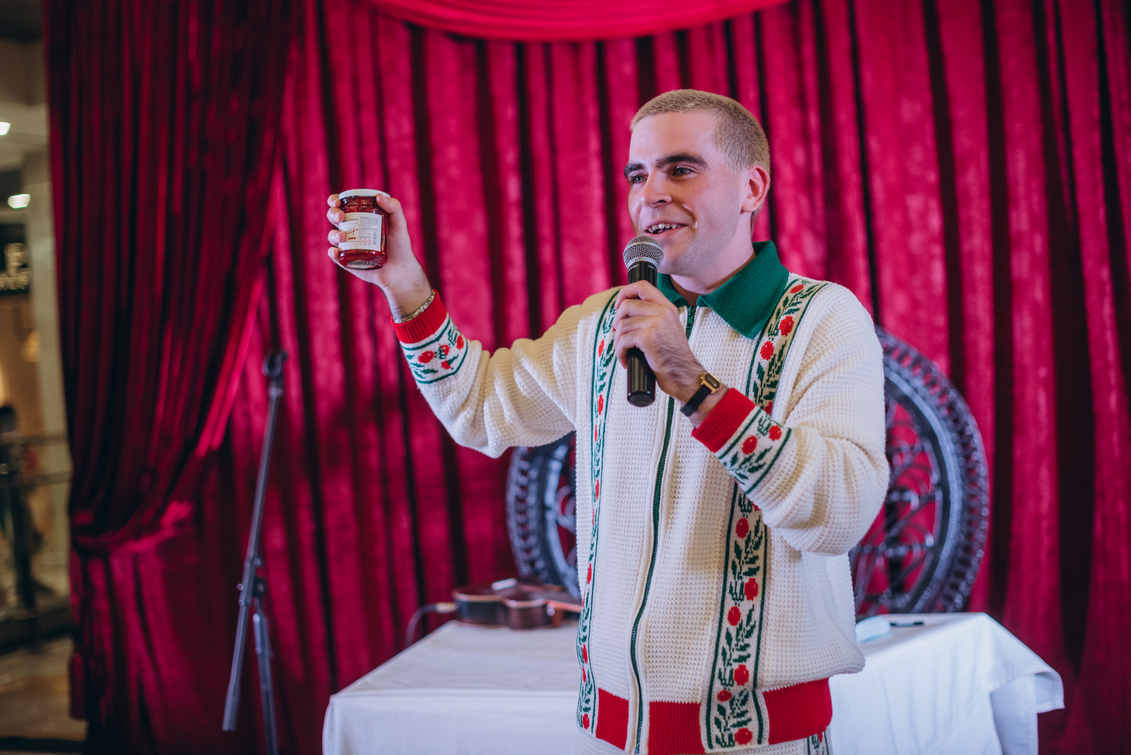 Автограф сессия с WELLBOY в Gulliver! image-23