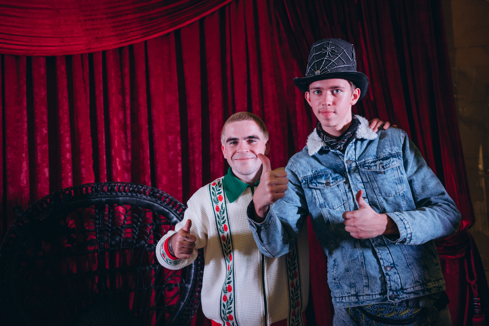 Автограф сессия с WELLBOY в Gulliver! image-30