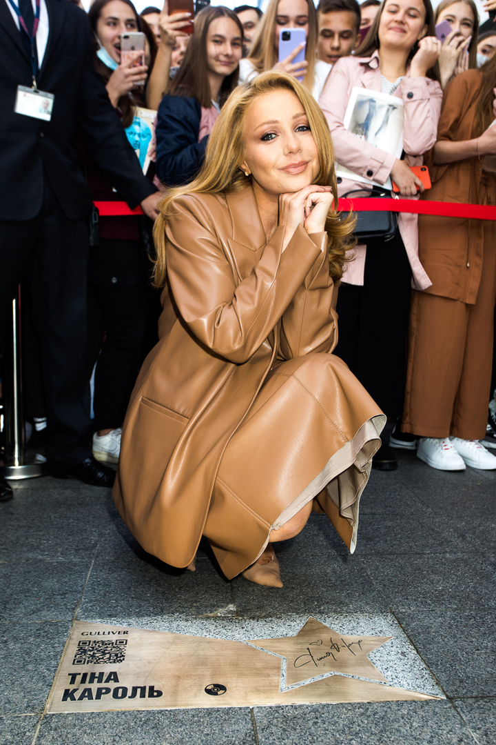 Tina Karol's star was opened at the &quot;Square of Stars&quot; in Kiev image-1