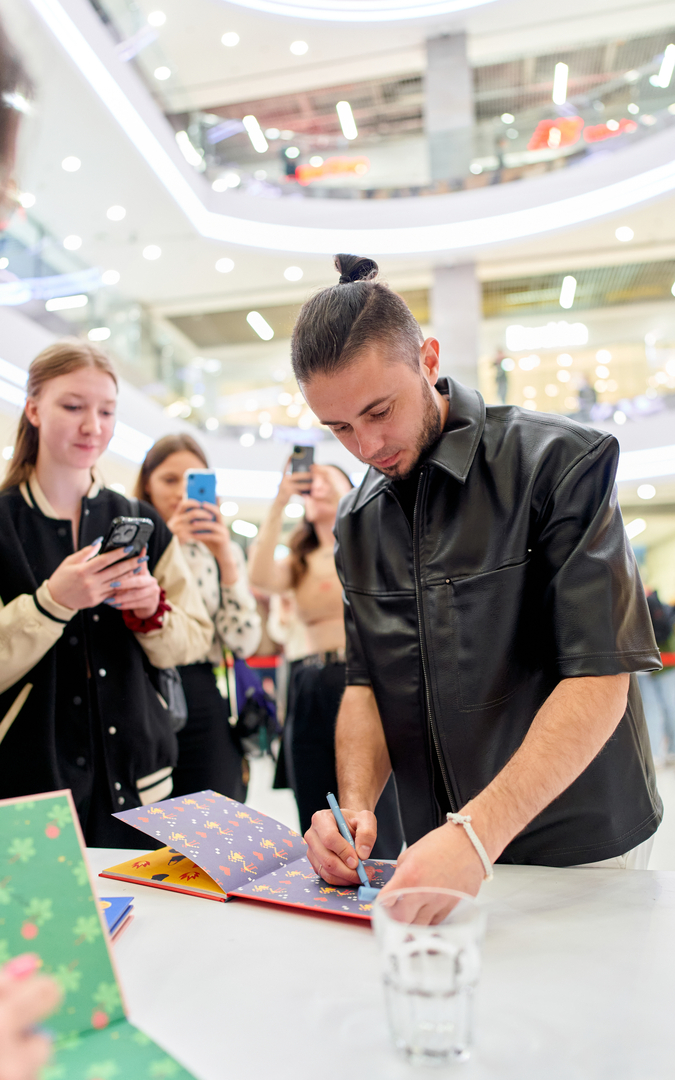 Гала-презентацію проєкту «Книга-мандрівка. Міста» image-12
