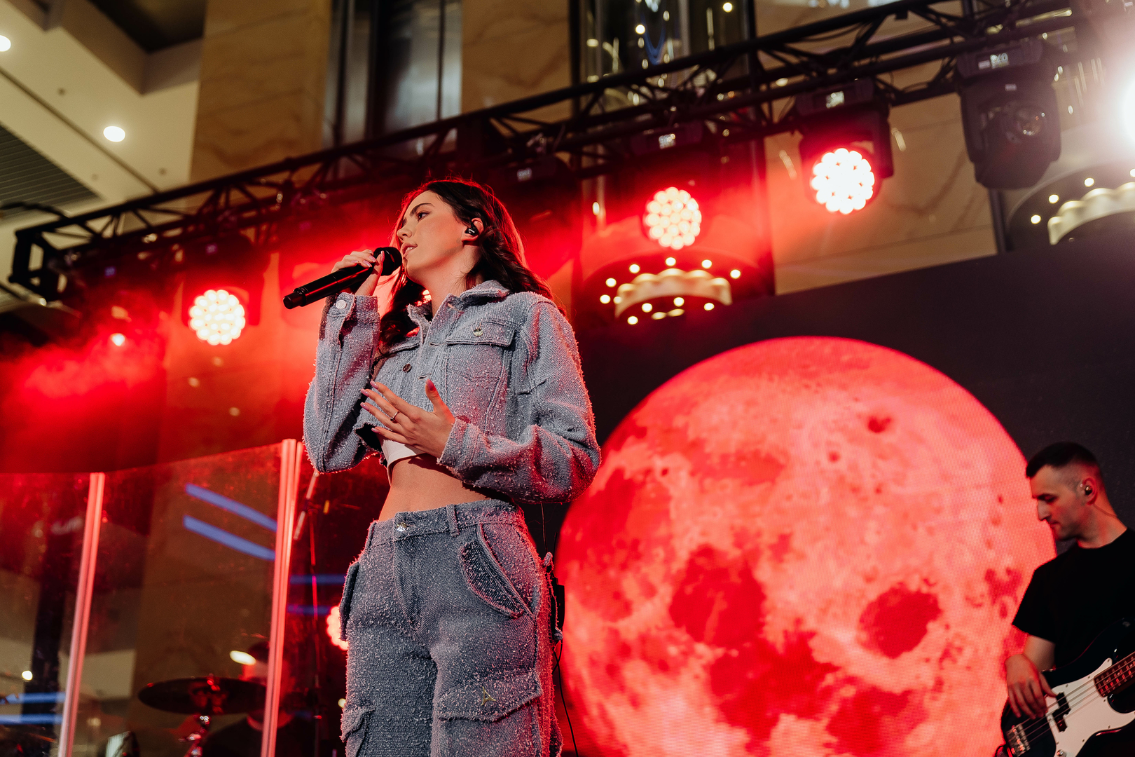 Зірковий весняний концерт  image-30