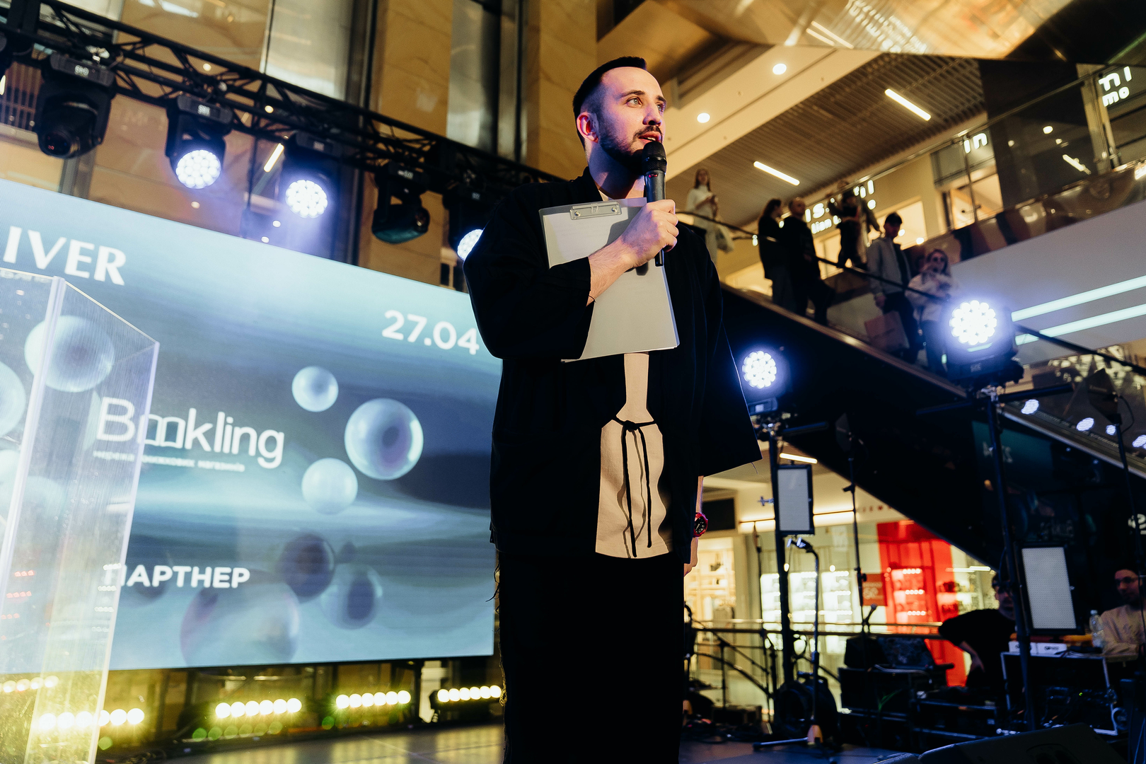 Зірковий весняний концерт  image-55