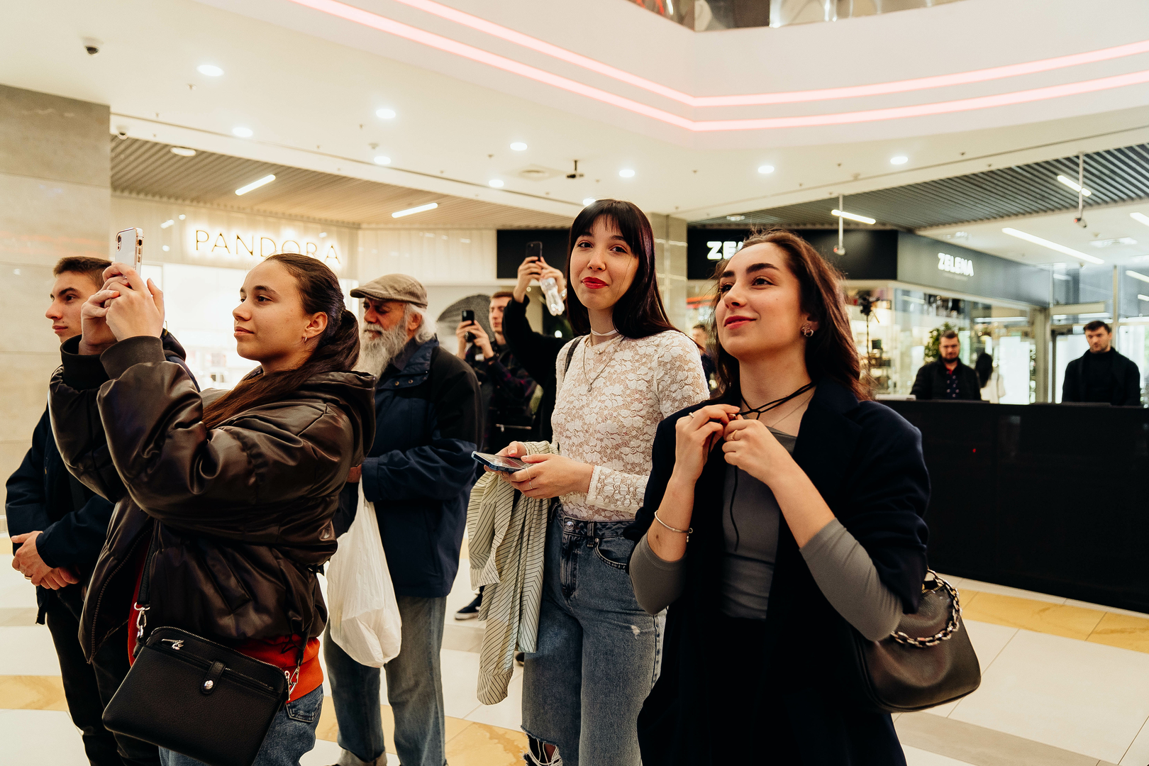 Зірковий весняний концерт  image-64