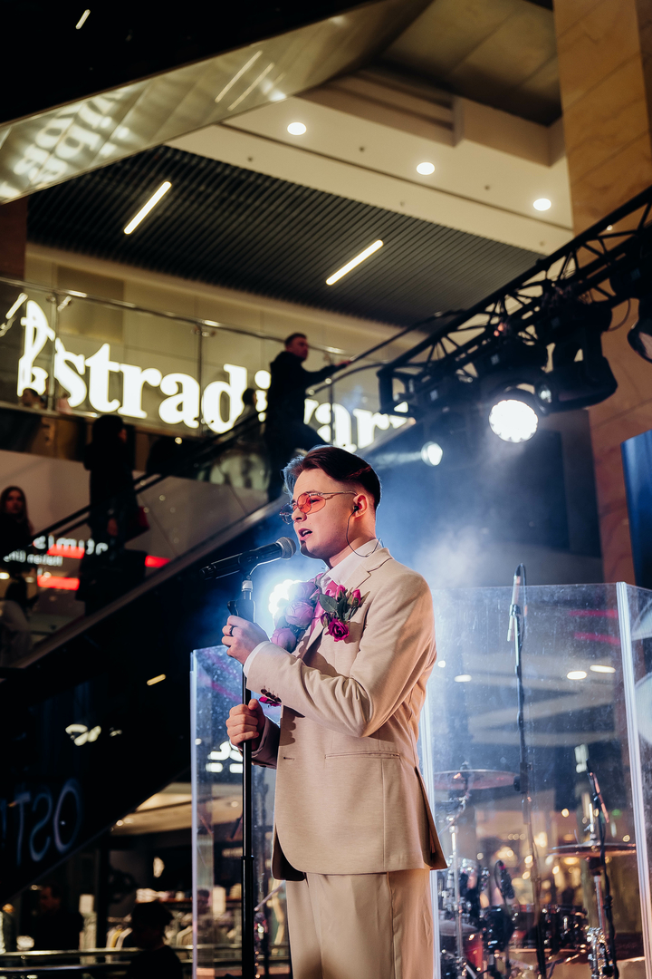 Зірковий весняний концерт  image-65