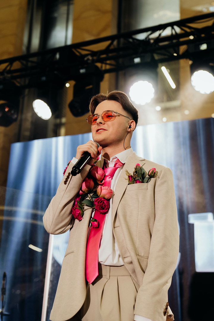 Зірковий весняний концерт  image-83