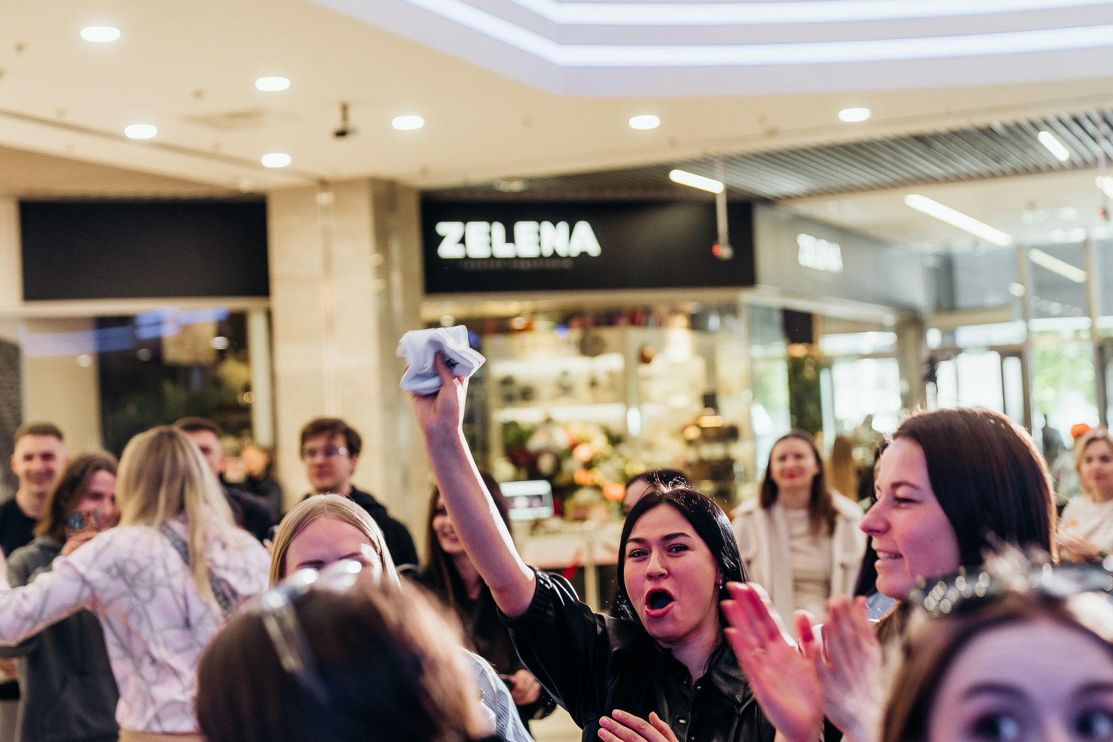 Зірковий весняний концерт  image-87