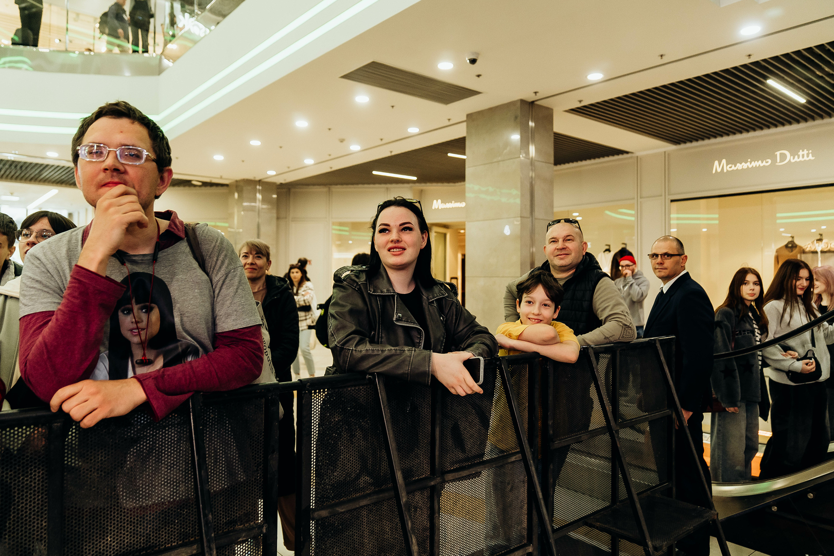 Зірковий весняний концерт  image-107