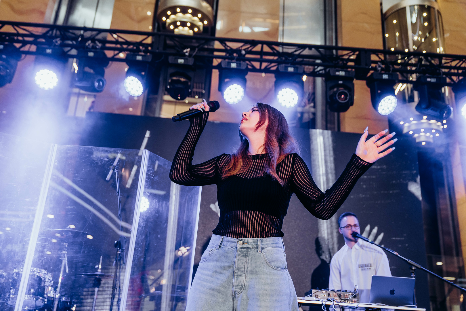 Зірковий весняний концерт  image-130