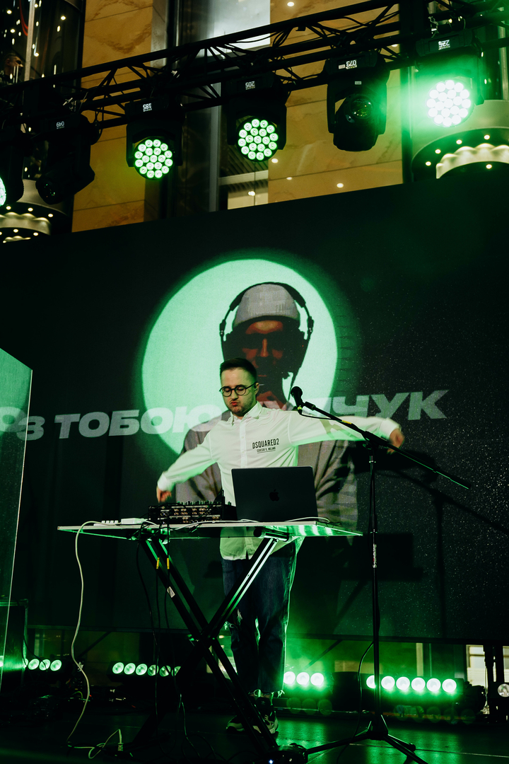 Зірковий весняний концерт  image-136