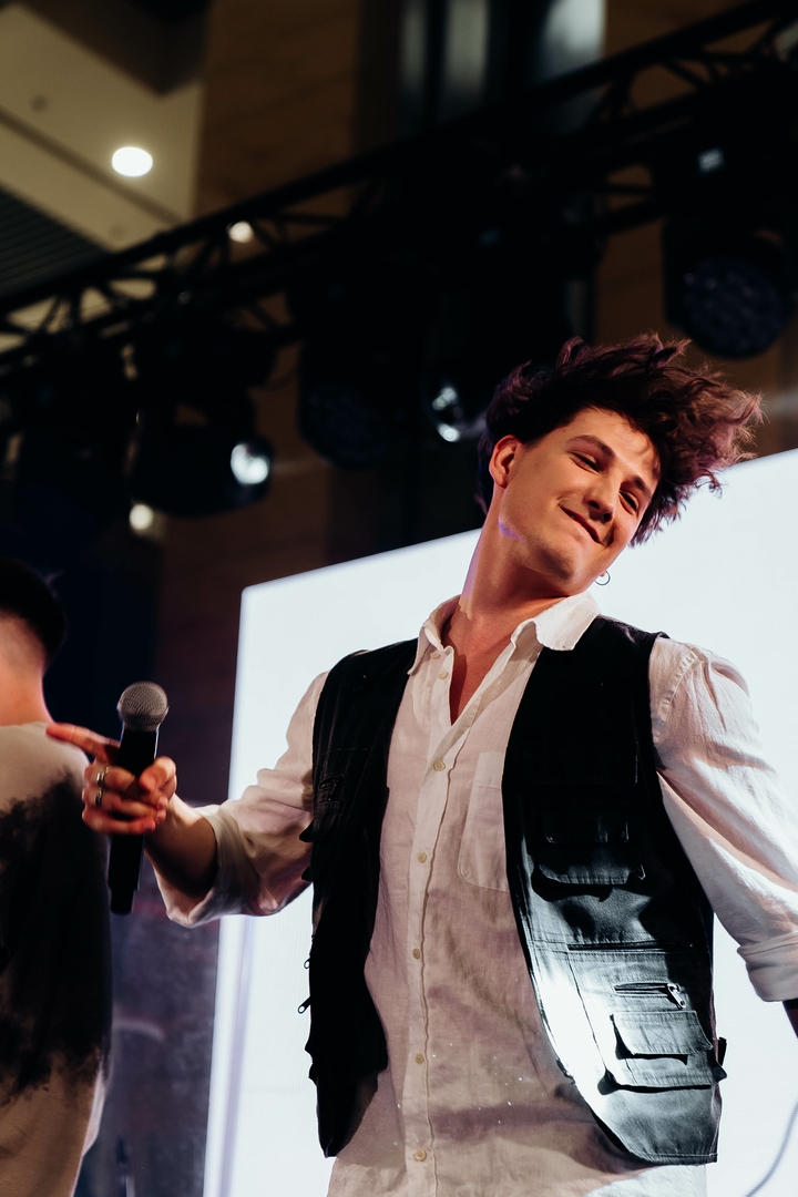 Зірковий весняний концерт  image-141