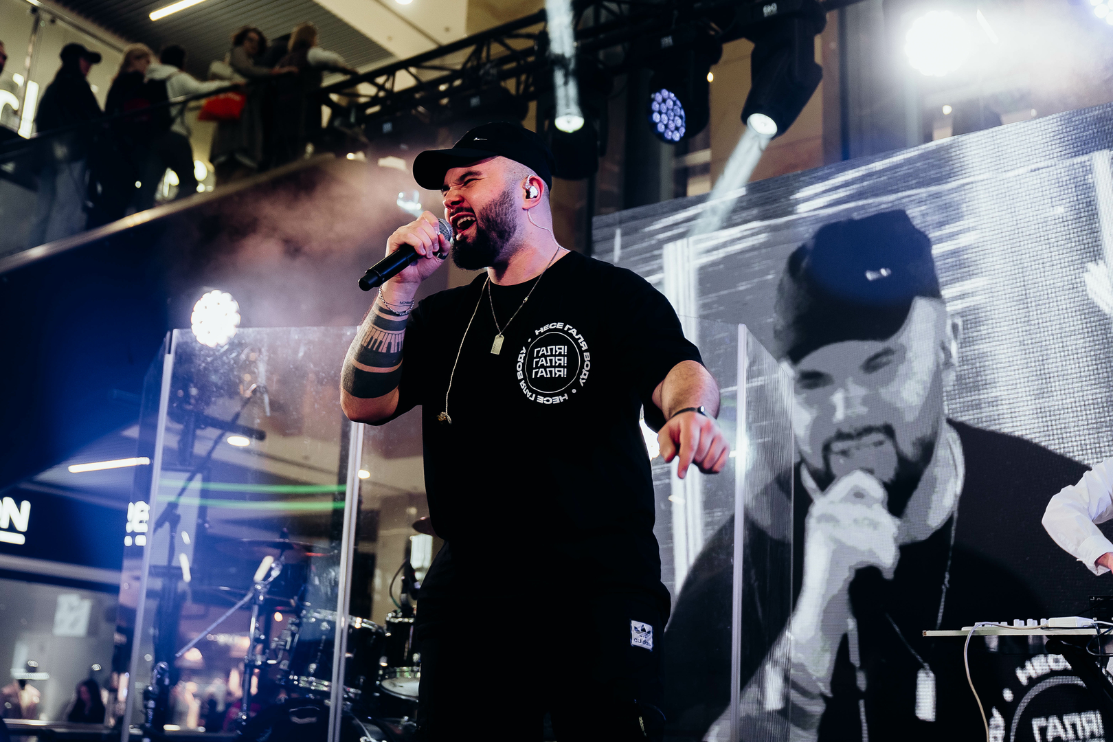 Зірковий весняний концерт  image-152