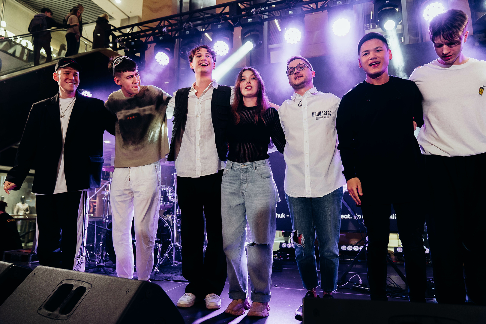 Зірковий весняний концерт  image-157