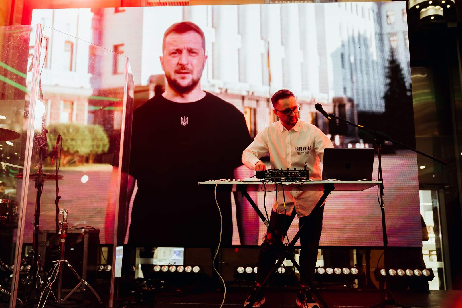 Зірковий весняний концерт  image-161