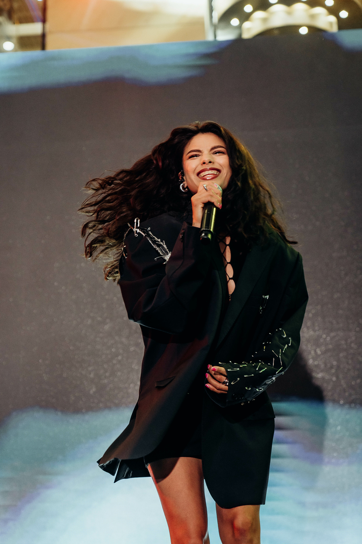 Зірковий весняний концерт  image-216