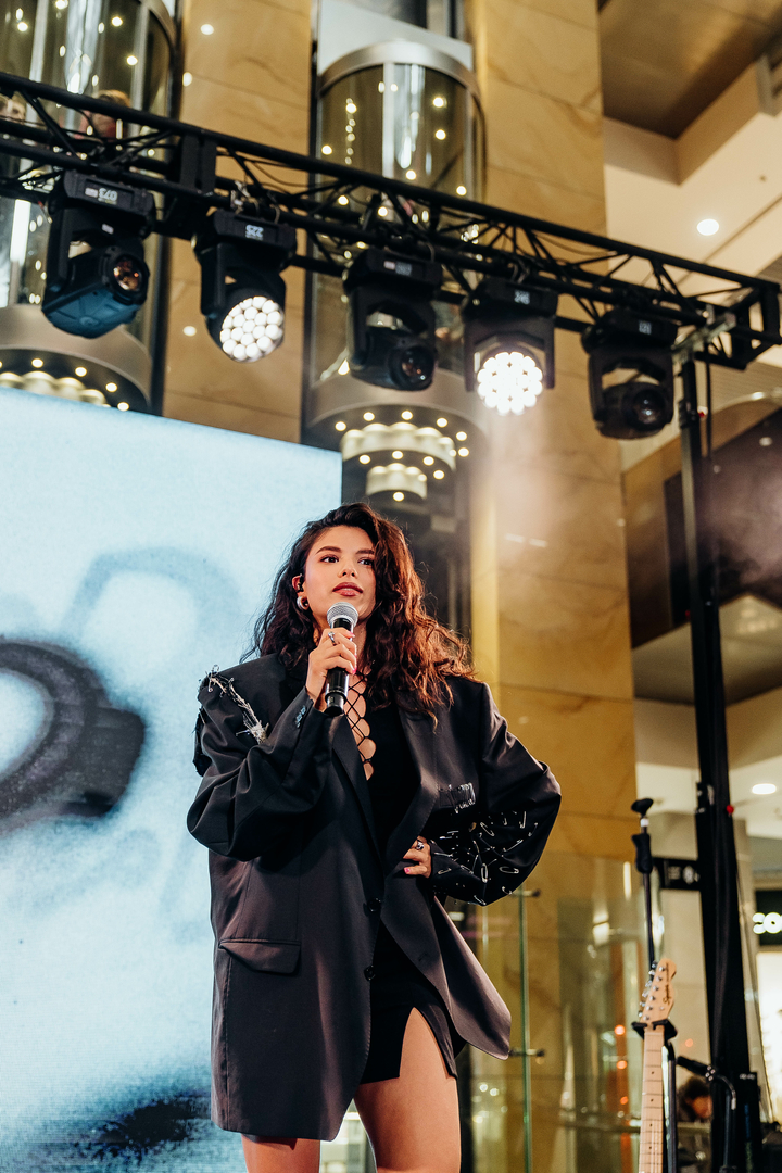 Зірковий весняний концерт  image-217