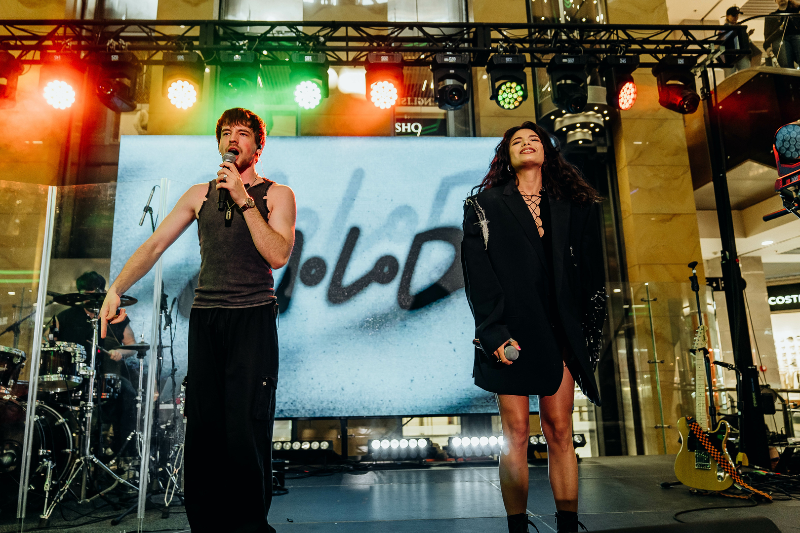 Зірковий весняний концерт  image-220