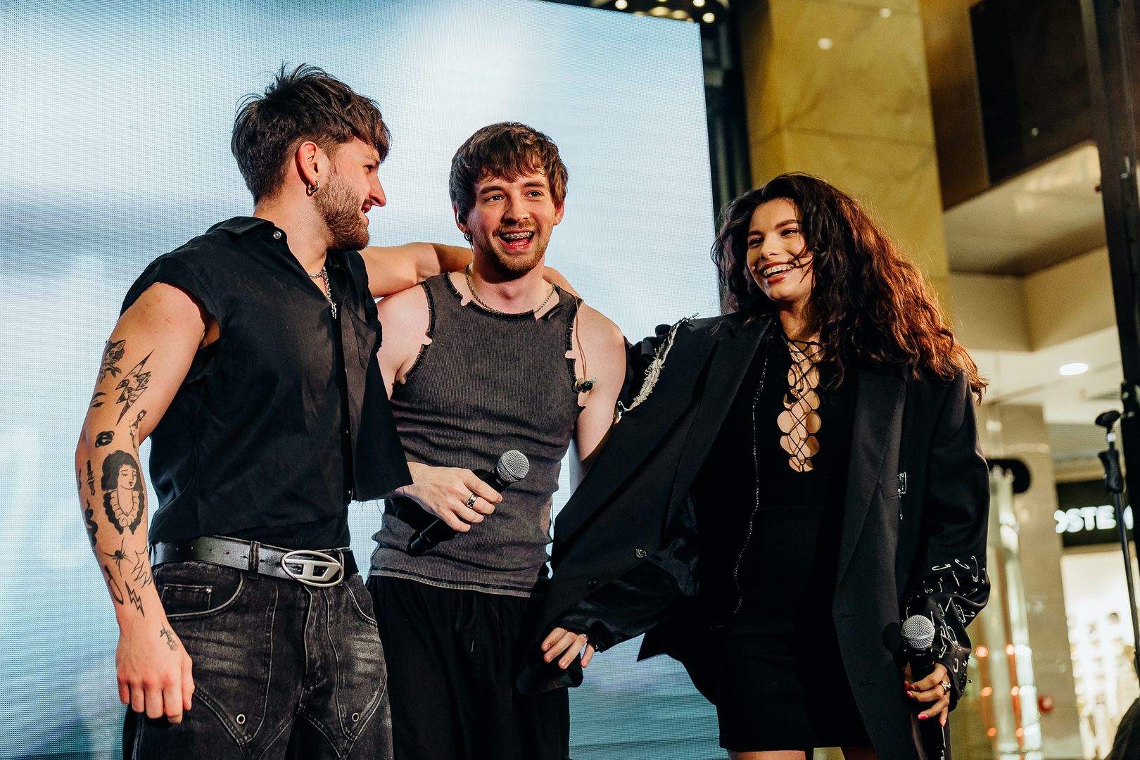 Зірковий весняний концерт  image-224