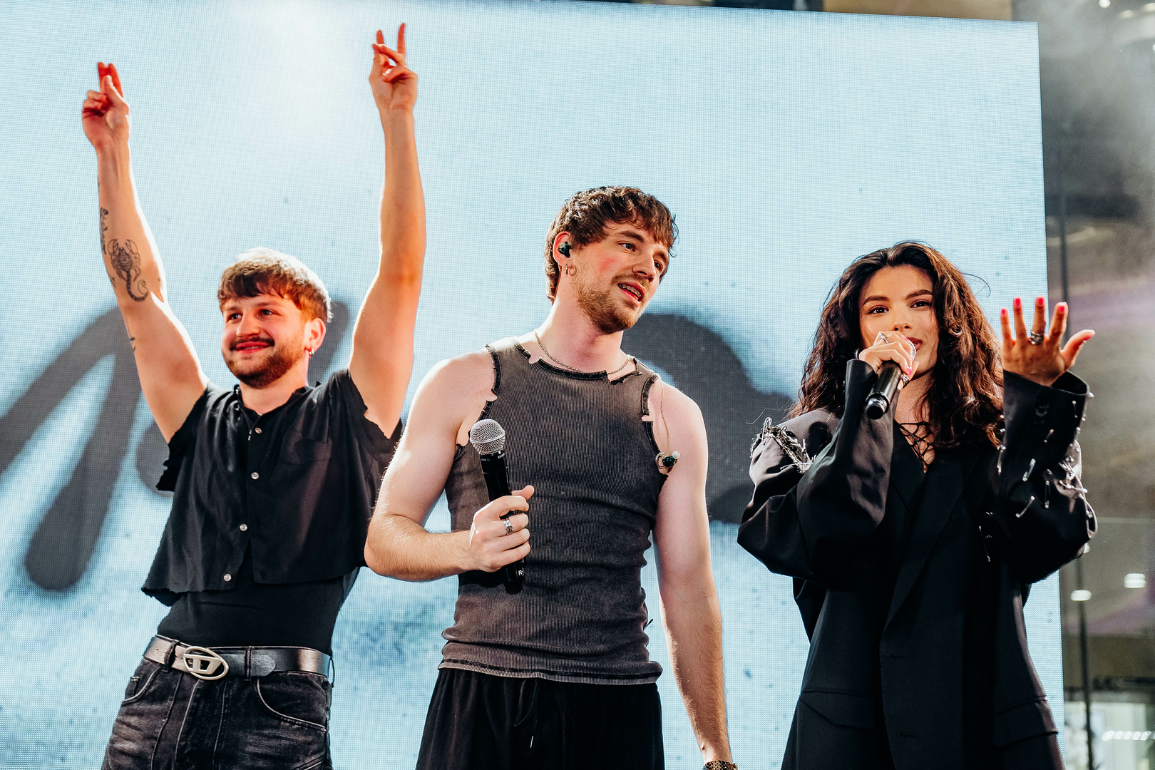 Зірковий весняний концерт  image-228