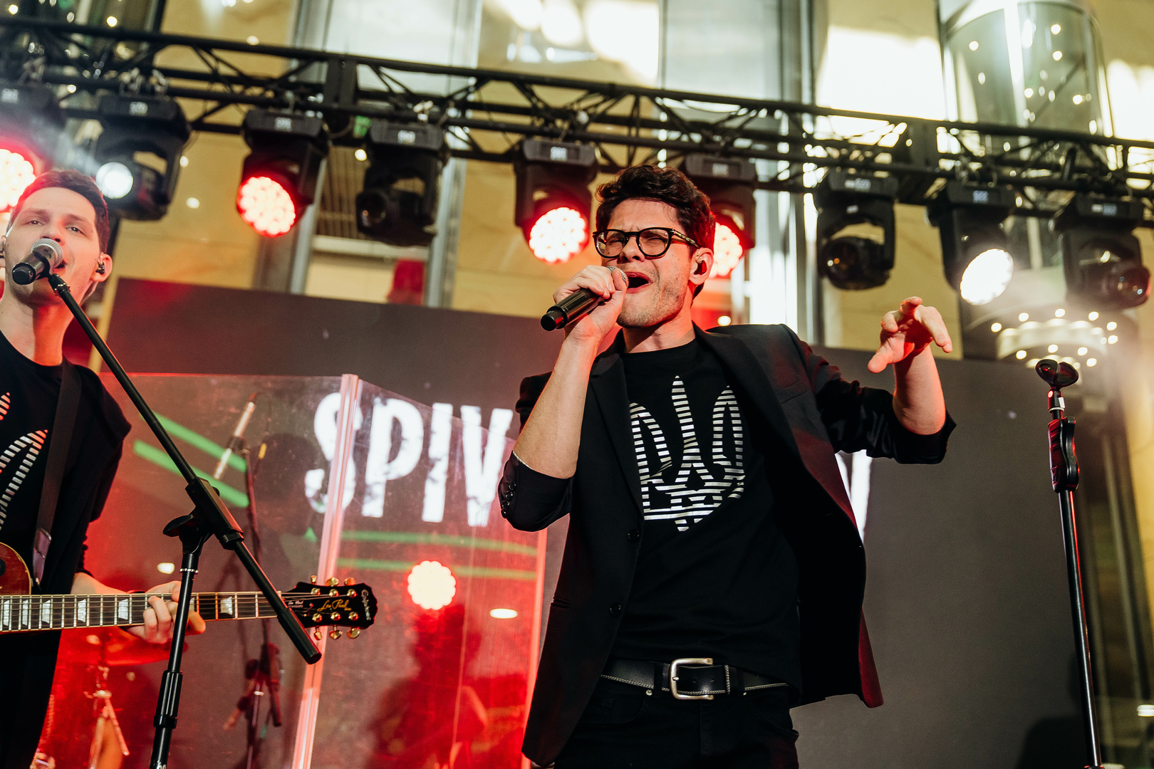 Зірковий весняний концерт  image-242