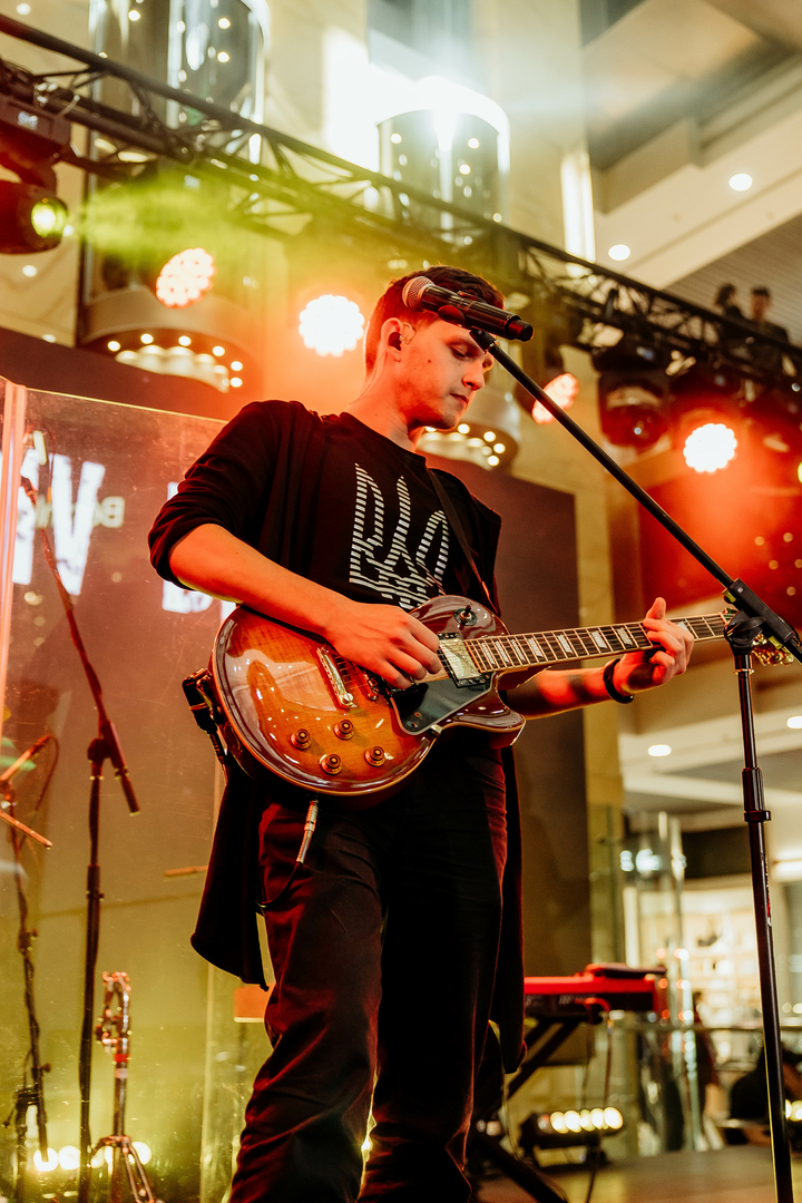 Зірковий весняний концерт  image-274