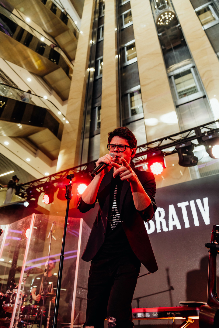 Зірковий весняний концерт  image-280