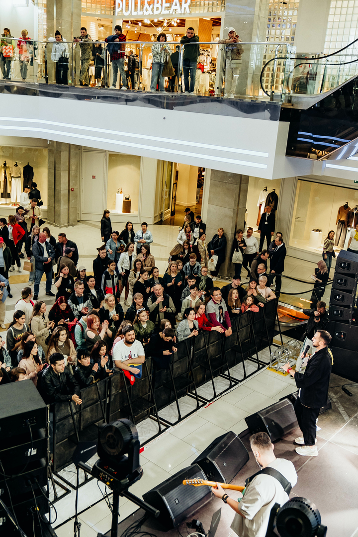 Зірковий весняний концерт  image-308