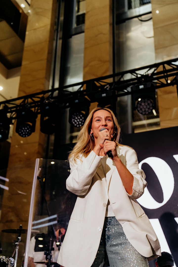 Зірковий весняний концерт  image-341