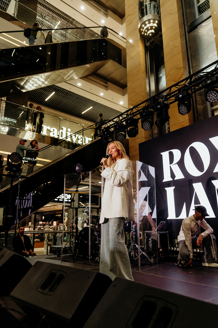 Зірковий весняний концерт  image-343