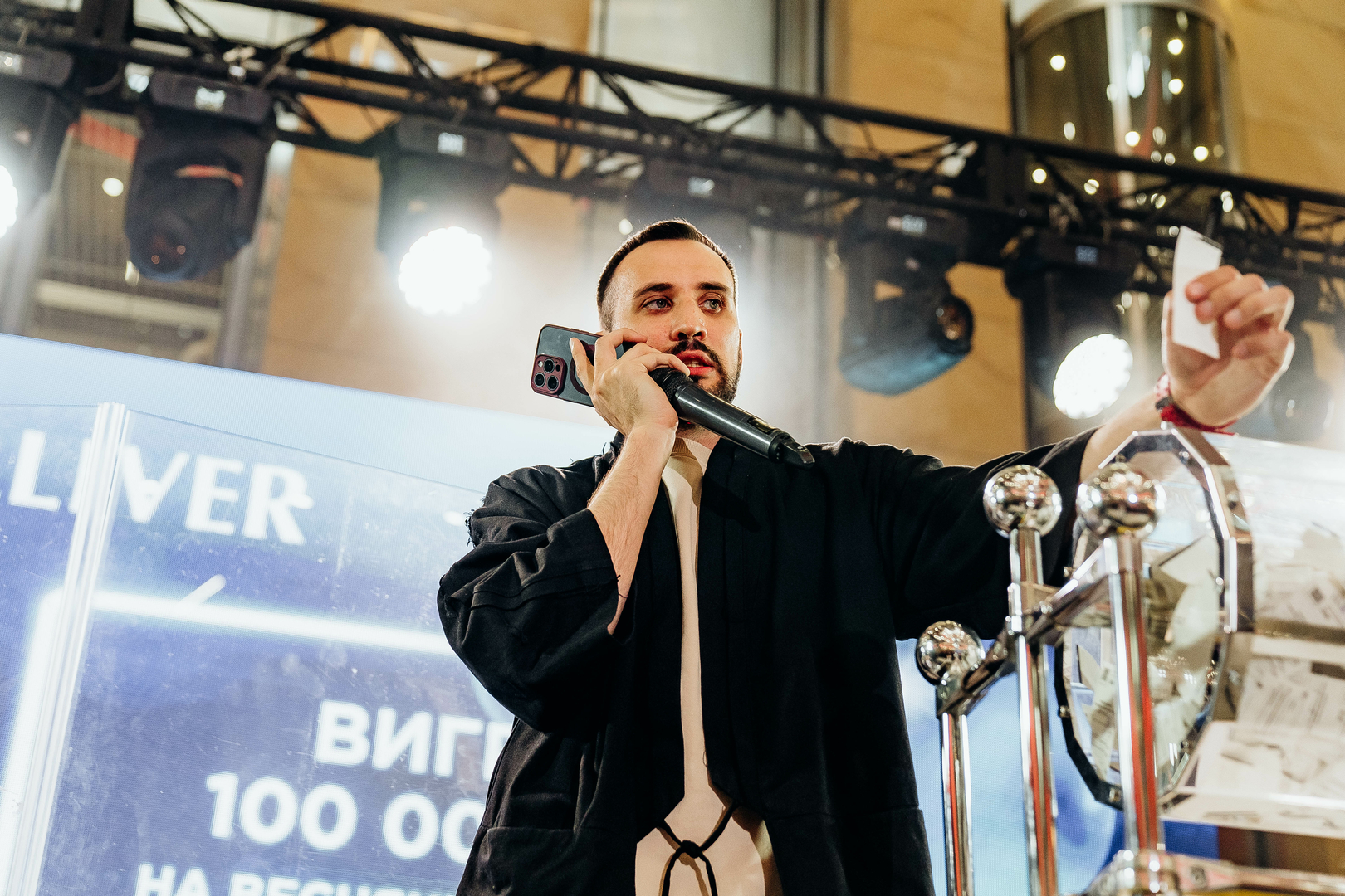 Зірковий весняний концерт  image-388