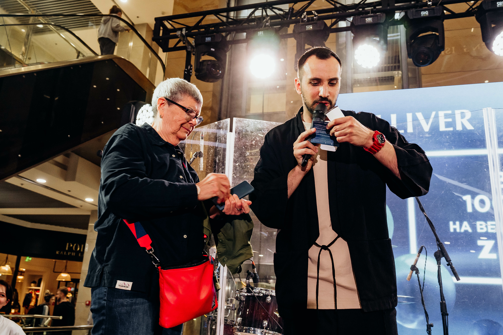 Зірковий весняний концерт  image-393