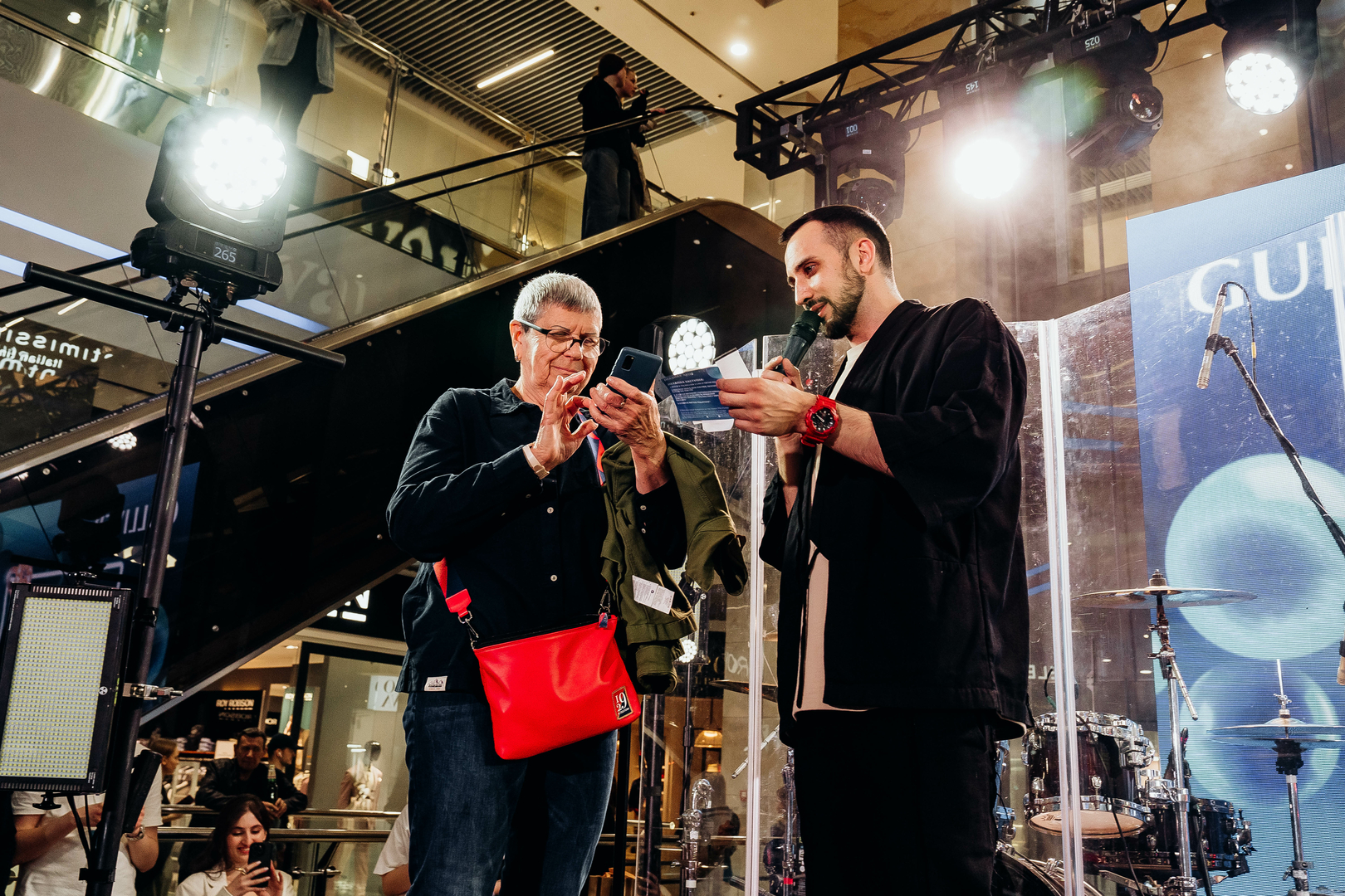 Зірковий весняний концерт  image-397