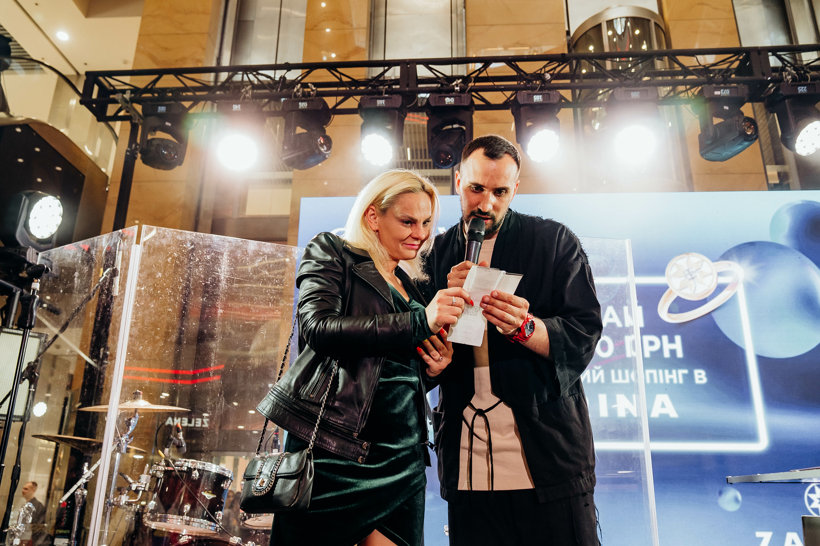 Зірковий весняний концерт  image-401