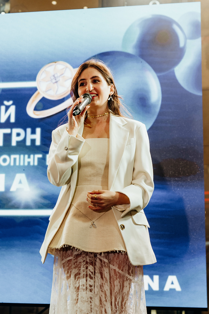 Зірковий весняний концерт  image-402