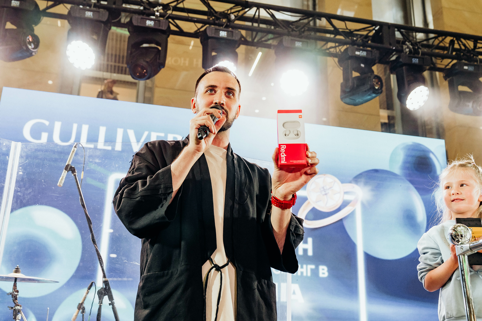 Зірковий весняний концерт  image-408