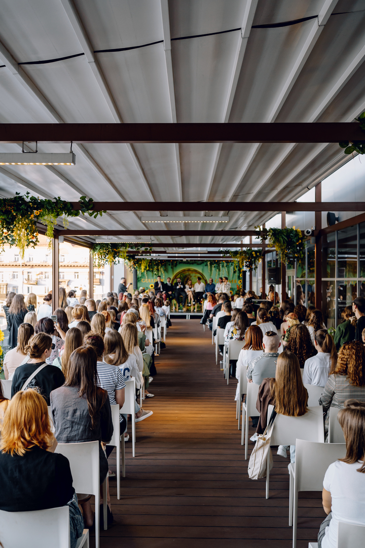 Тераса Talk зустріч зі МУР image-137