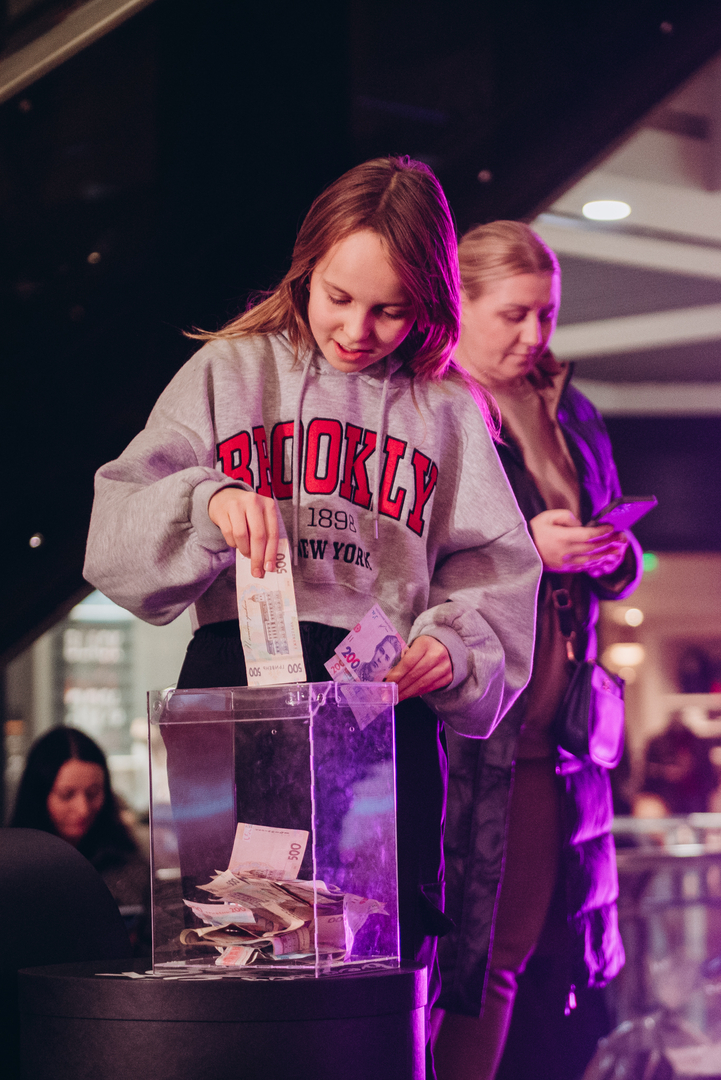 Black Friday 2024 at Gulliver Shopping Center image-95