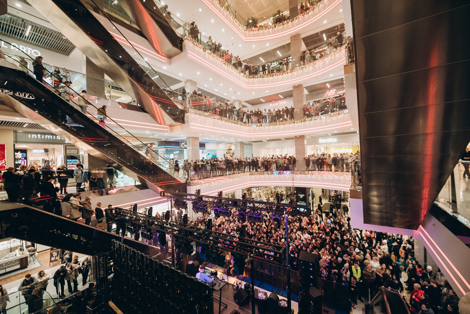 Black Friday 2024 at Gulliver Shopping Center image-107