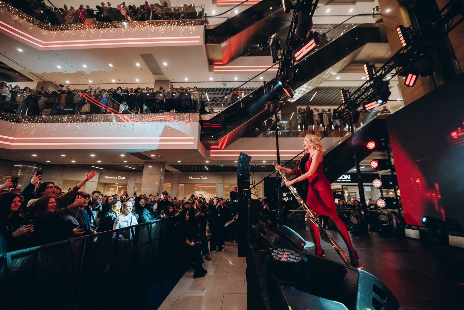 Black Friday 2024 at Gulliver Shopping Center image-275