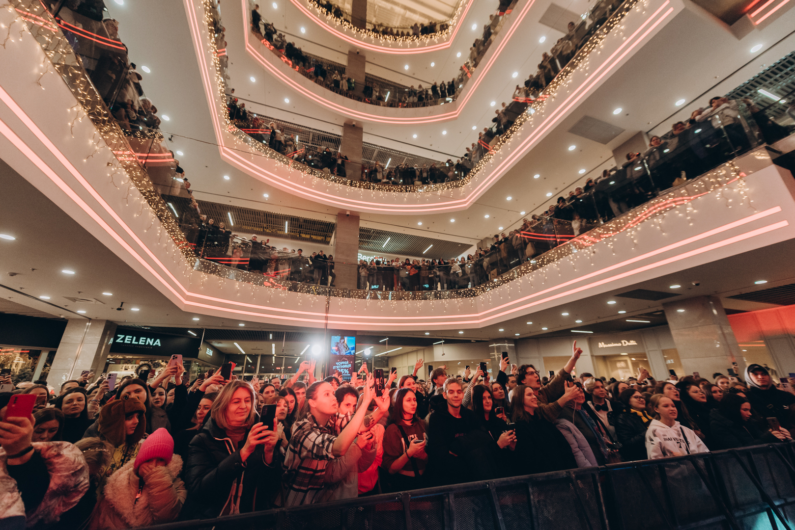 Black Friday 2024 at Gulliver Shopping Center image-283