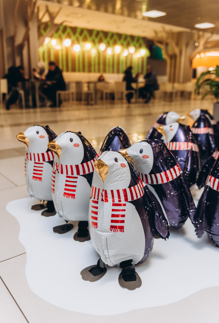 New Year&#039;s decor 2024 in the Gulliver shopping center image-1