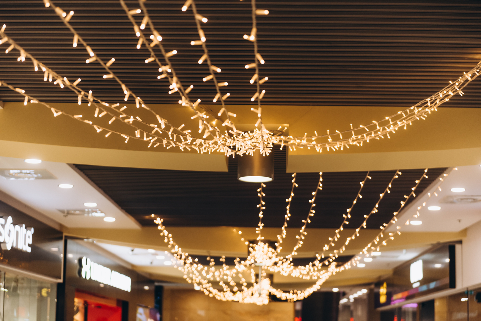 New Year&#039;s decor 2024 in the Gulliver shopping center image-11