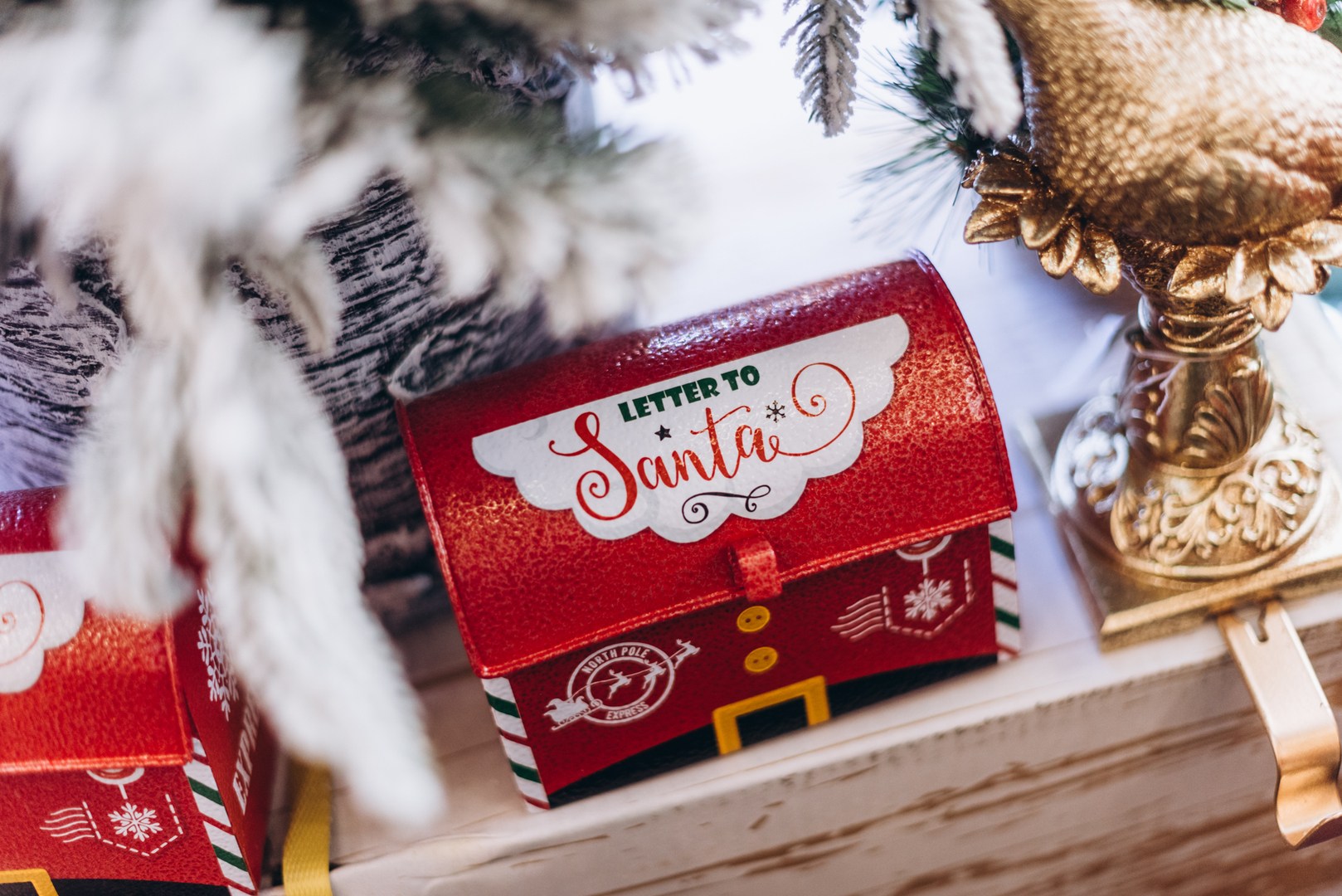 New Year&#039;s decor 2024 in the Gulliver shopping center image-13