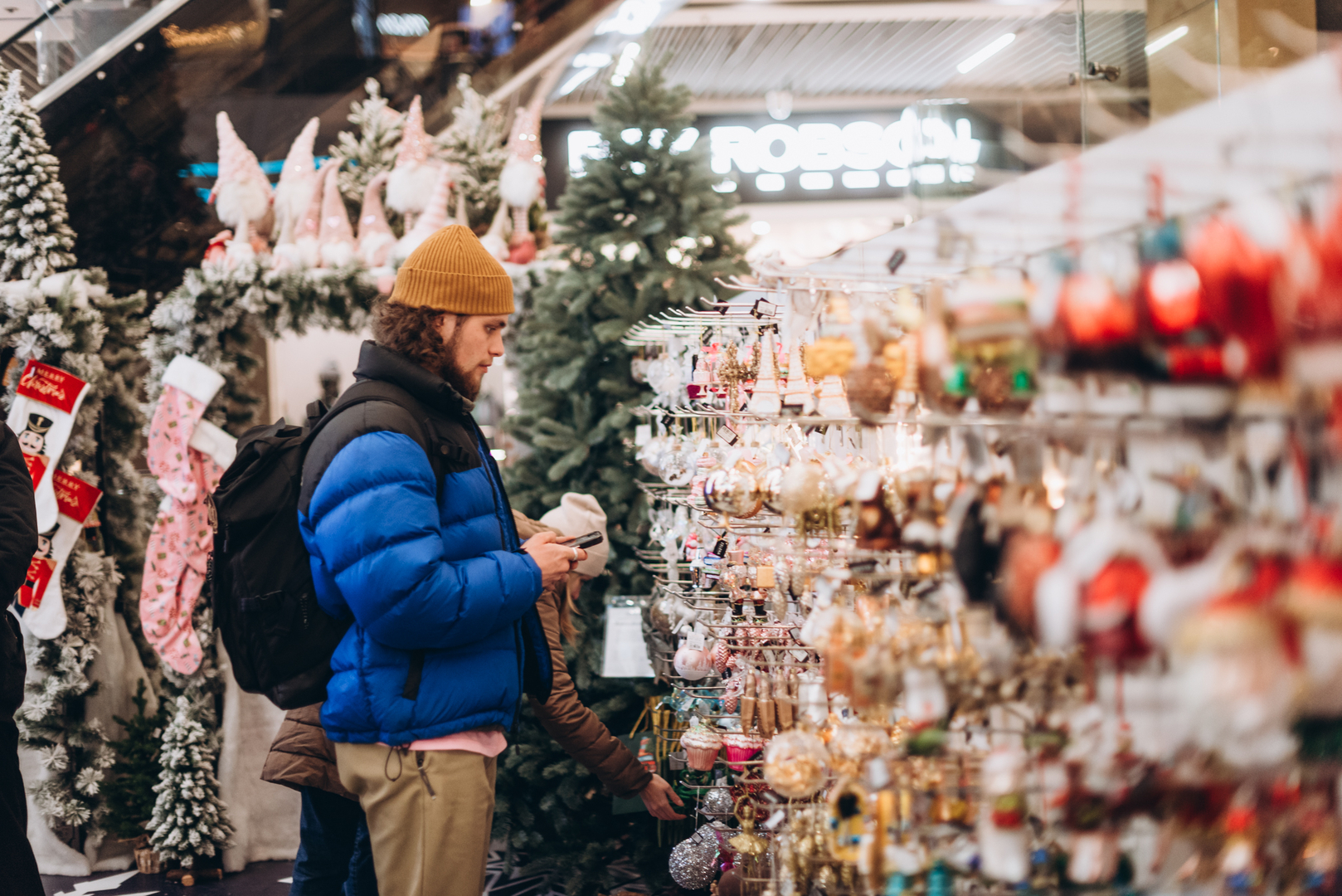 New Year&#039;s decor 2024 in the Gulliver shopping center image-47