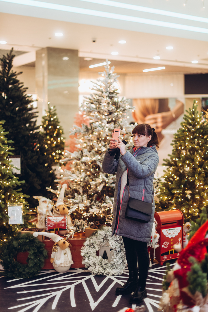 New Year&#039;s decor 2024 in the Gulliver shopping center image-50