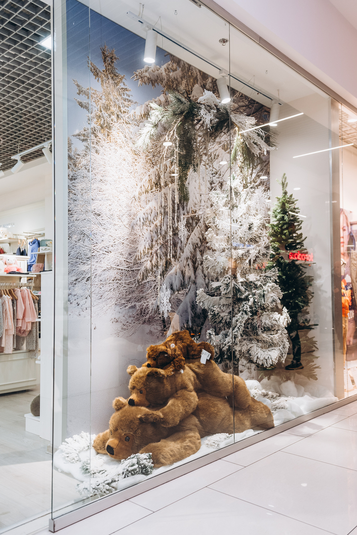 New Year&#039;s decor 2024 in the Gulliver shopping center image-57