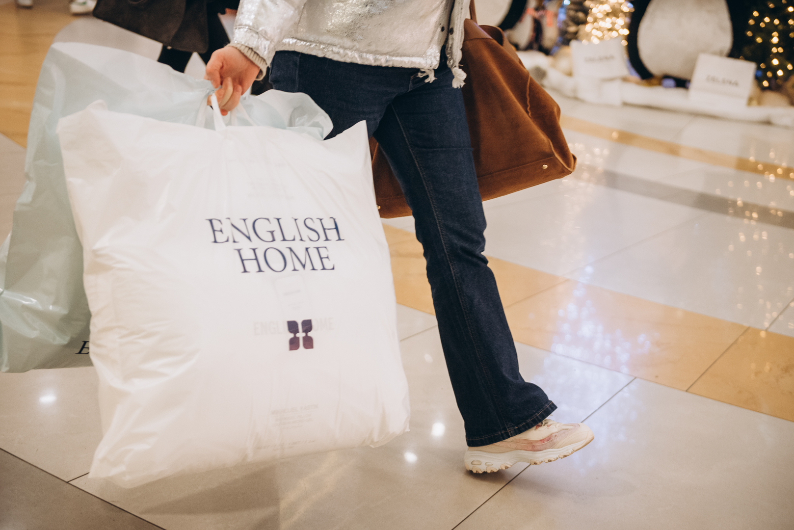 New Year&#039;s decor 2024 in the Gulliver shopping center image-60