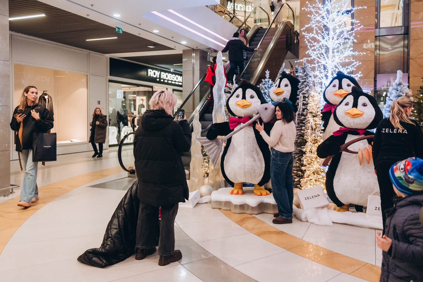 New Year&#039;s decor 2024 in the Gulliver shopping center image-83
