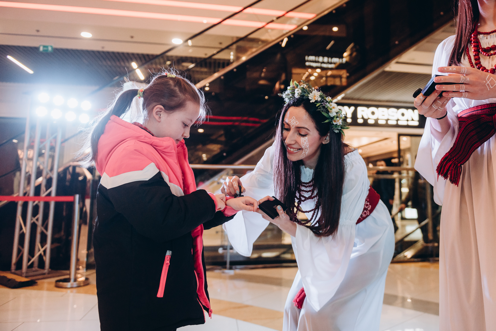  Фан-встреча с героями мультфильма &quot;Мавка. Лесная песня&quot; в ТРЦ Gulliver! image-113